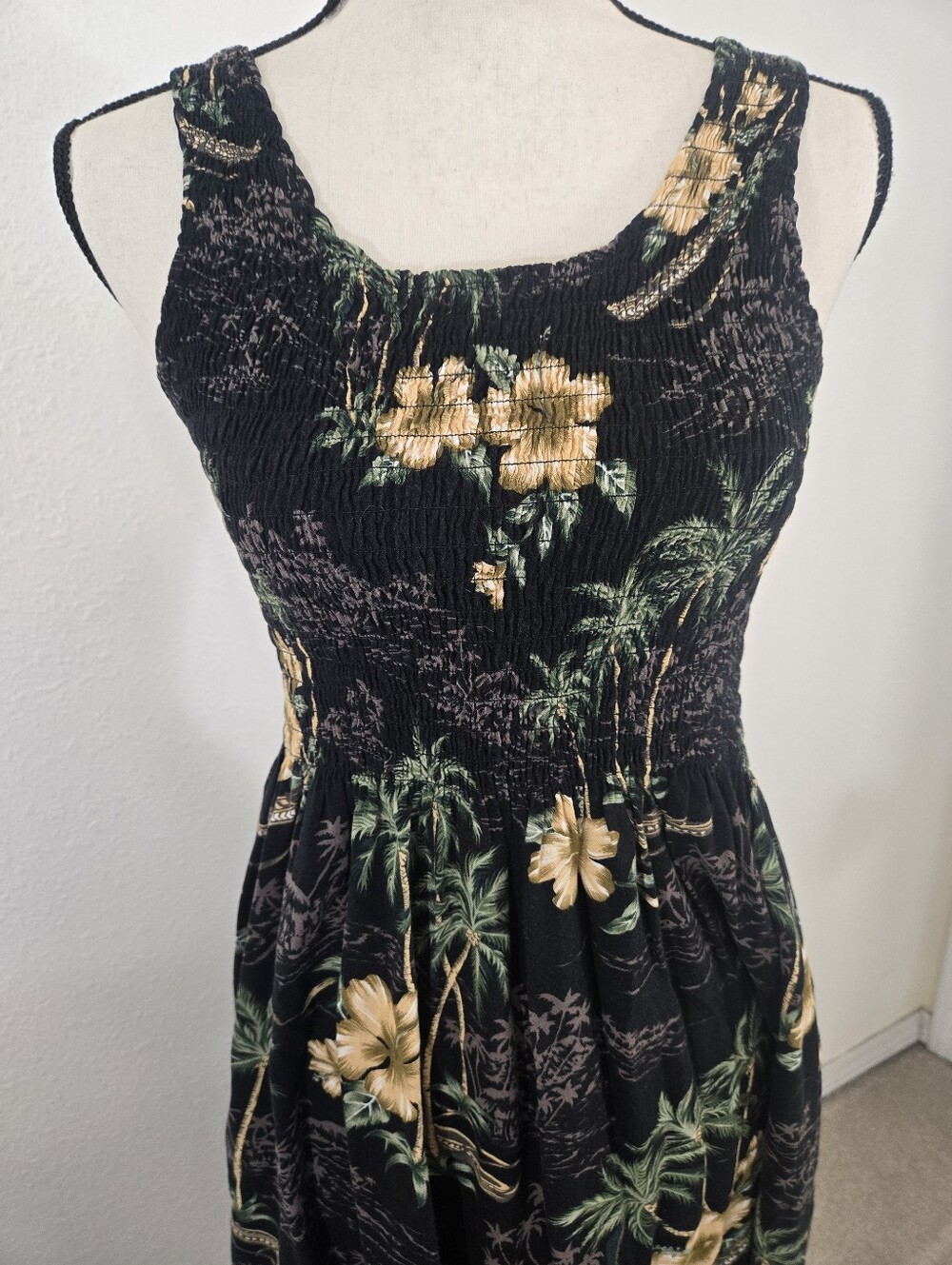 Aloha Hut Hawaii Black/Yellow/Green/Taupe Tropical Smocked Sundress, OS - Picture 2 of 6
